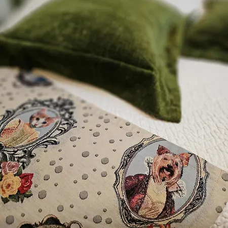 לינה וארוחת בוקר Ab Bohemien 2*
